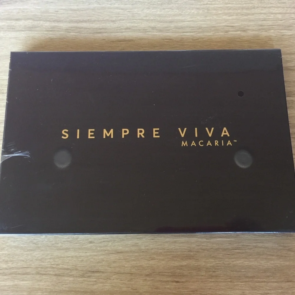 24-Shade Eyeshadow Palette